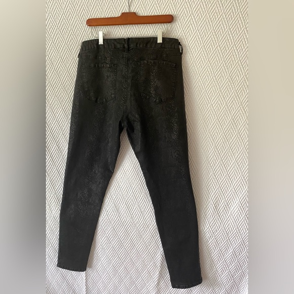 Nine West Jeans Black Python Print 14 - Picture 8 of 9